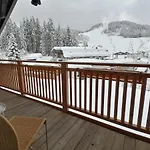 Katzenkopf Apartment