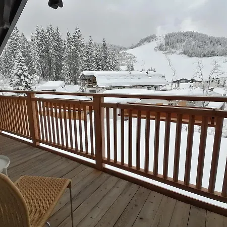 Katzenkopf Apartment